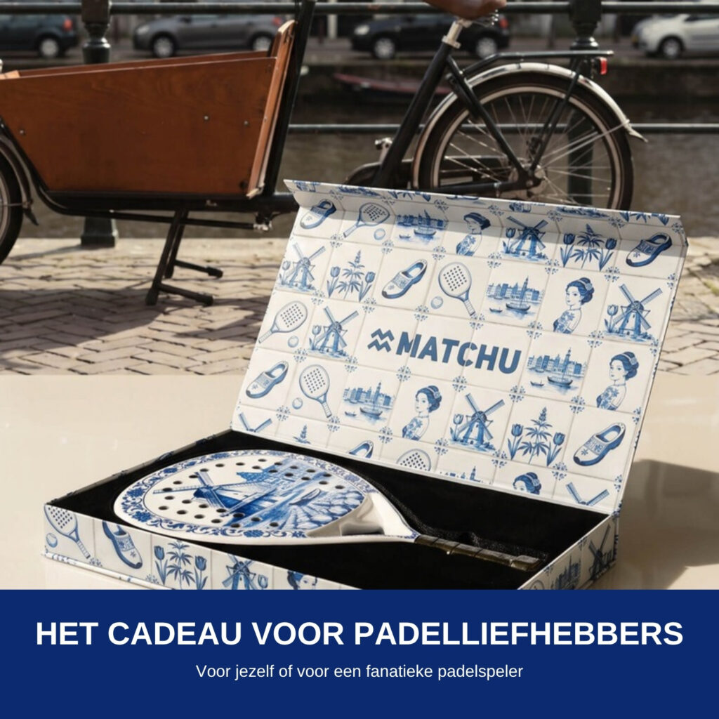 Sfeerbeeld van de geschenkdoos als cadeau voor padelliefhebbers